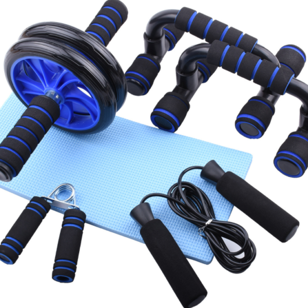Home fitness set with ab roller and skipping rope, blue
