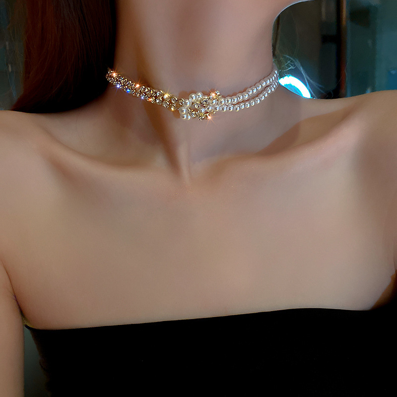 Choker mit Perlen und Steinen, goldfarben – Bild 4