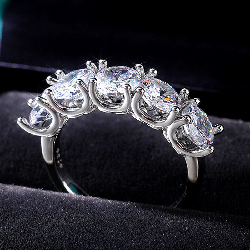 Round zircon ring, silver colour - Image 5
