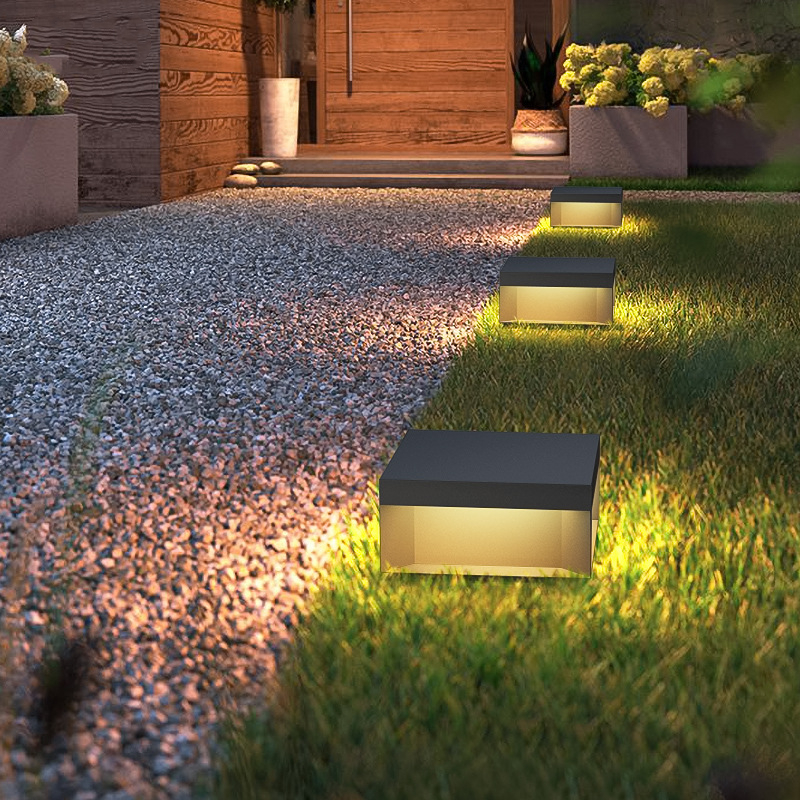 Solar-Gartenleuchte für Rasen und Weg – Bild 3