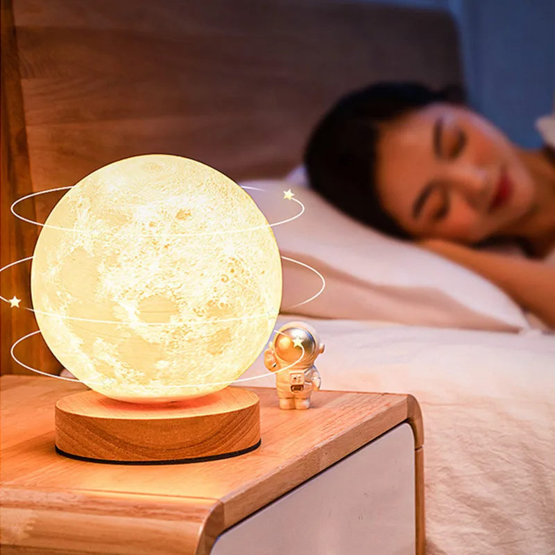 Lampe lune tournante sur socle en bois, trois couleurs – Image 4