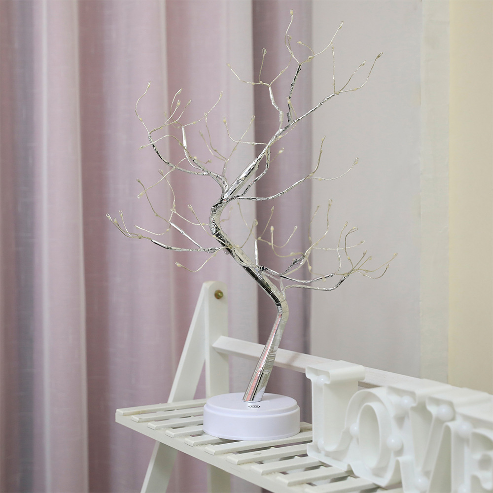 Decorative tree light with coloured LEDs and USB - Image 5
