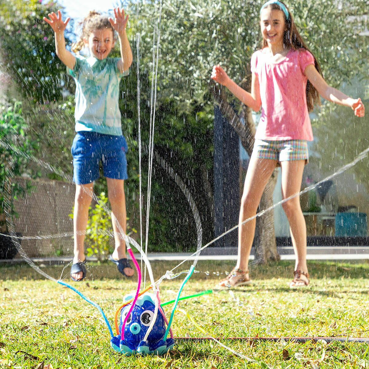 Pack Giant Inflatable Bumper Bubble Ball and Water Sprinkler and Sprayer Toy InnovaGoods - Image 25