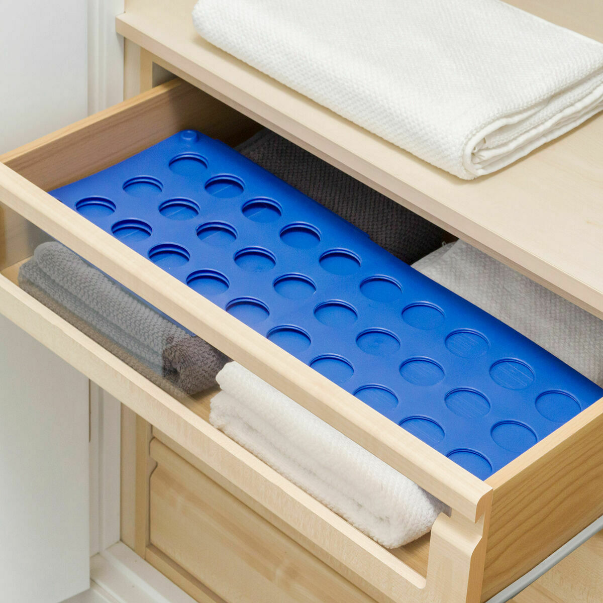 Pack Tendedero Plegable Vertical con Ruedas y Doblador de Ropa InnovaGoods - Imagen 13