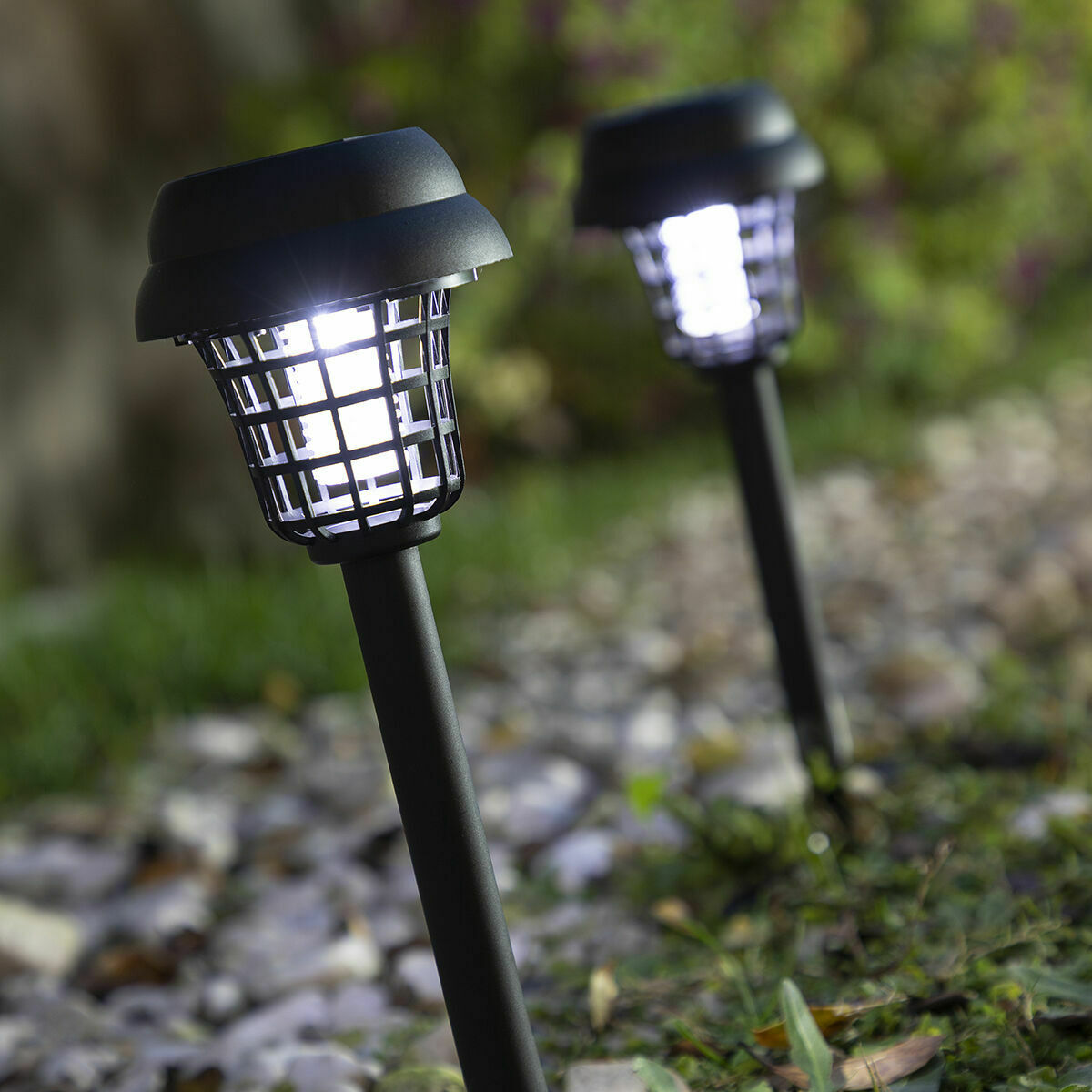Muggendodende tuinlamp die werkt op zonne-energie InnovaGoods 4 Stuks - Afbeelding 9