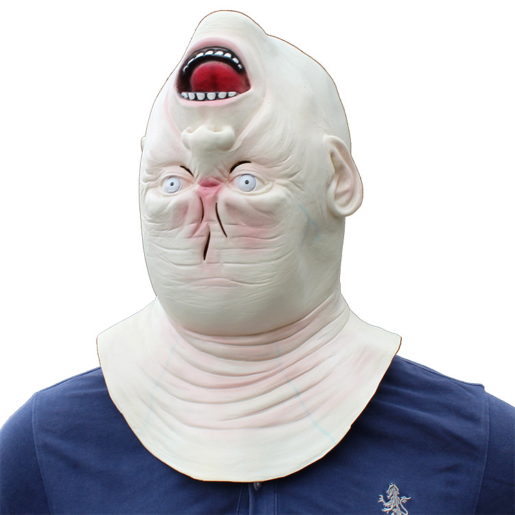 White Latex Horror Mask, Fits Up to 65 cm Head - Image 4