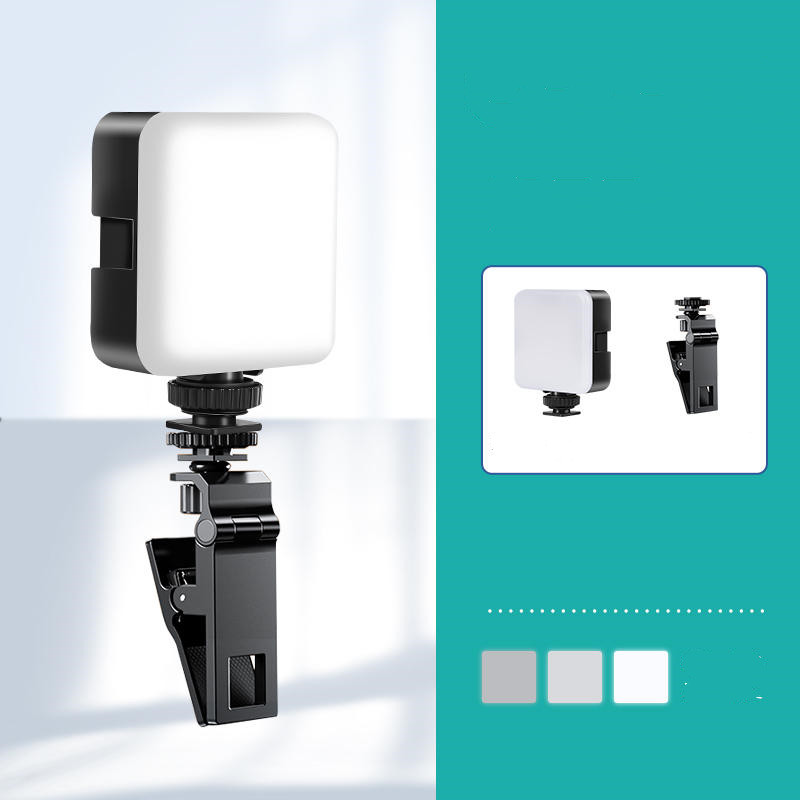 Small clip-on fill light for your smartphone