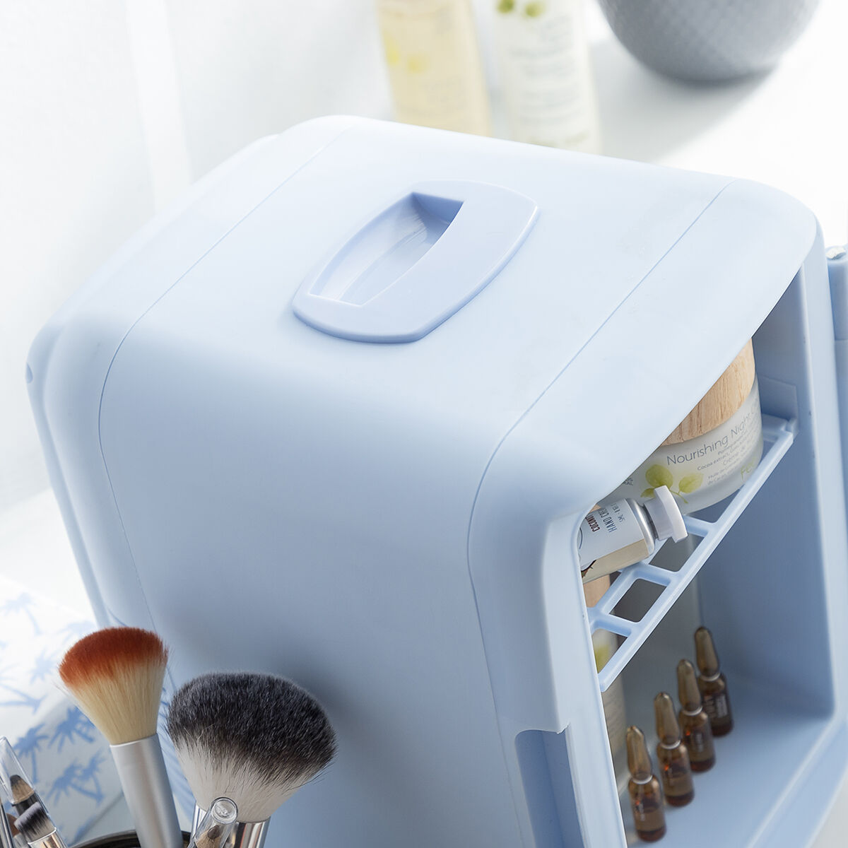 Mini Nevera para Cosméticos Frecos InnovaGoods - Imagen 4